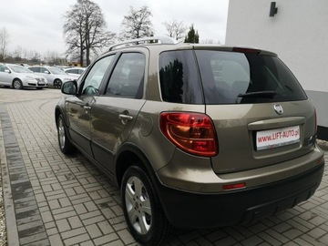 Fiat Sedici 1.9 Multijet 120KM 2008 Fiat Sedici 1.9 Multijet 120KM Klimatronik Naped 4, zdjęcie 7