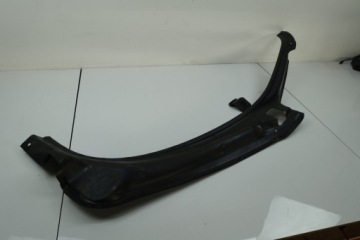 Mercedes w164 ML накладка накладка правая полоса багажника 1646931033