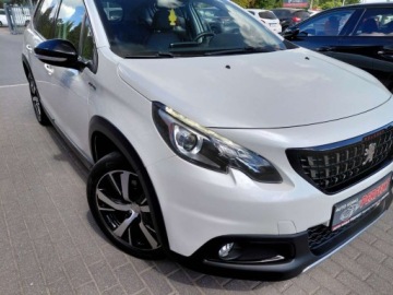 Peugeot 2008 I SUV Facelifting 1.2 PureTech 110KM 2016 Peugeot 2008 GT Line Automat Navi Kamera Klimatronik Alu 1.2 Benzyna 110KM, zdjęcie 3