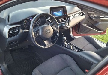 Toyota C-HR I Crossover 1.8 Hybrid 122KM 2019 Toyota C-HR Toyota C-HR 1.8 Hybryda 122KM, zdjęcie 11