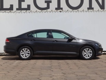 Volkswagen Passat B8 Limousine 2.0 TDI BlueMotion Technology 150KM 2017 VW Passat 2.0 TDI, Salon Polska, Klima, zdjęcie 5