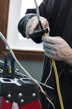 ПРОЧНАЯ ИЗОЛЯЦИОННАЯ ЛЕНТА ПВХ ВОДОНЕПРОНИЦАЕМАЯ УНИВЕРСАЛЬНАЯ ИЗОЛЯЦИЯ