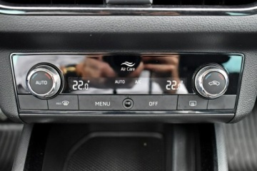 Skoda Kamiq Crossover 1.0 TSI 110KM 2022 Škoda Kamiq Skoda Kamiq Bezwypadkowy / Salon, zdjęcie 23