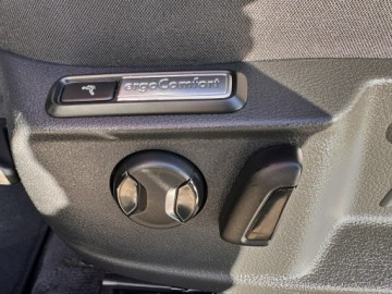 Volkswagen Passat B8 Variant 2.0 TDI BlueMotion SCR 150KM 2018 Volkswagen Passat Variant Navi, Grzane fotele, HAK, zdjęcie 27