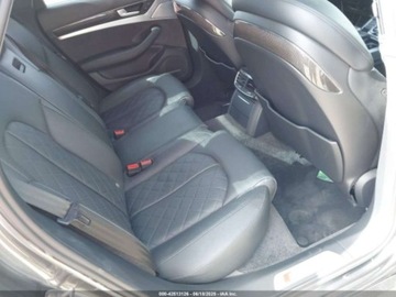 Audi A8 D4 S8 Facelifting 4.0 TFSI 605KM 2016 Audi S8 4.0T Plus 2016 4.0 Benzyna 605KM, zdjęcie 12
