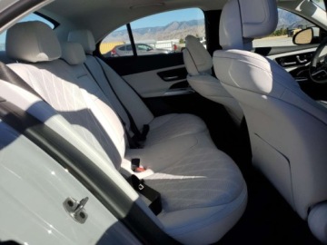 Mercedes Klasa E W214 2024 Mercedes-Benz Klasa E 350 4Matic 2024 2.0L 2.0 Benzyna 255KM, zdjęcie 10