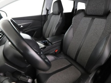 Peugeot 5008 II Crossover 1.2 PureTech 130KM 2018 Peugeot 5008 Allure navi PDC hak 7-osob. tempomat, zdjęcie 12