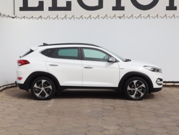 Hyundai Tucson III SUV 1.6 T-GDI 177KM 2015 Hyundai Tucson 1.6 T-GDI, Salon Polska, zdjęcie 5