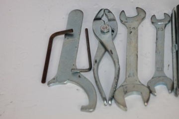 SUZUKI GSR 750 GSR750 11-16 СЕРВИСНЫЕ КЛЮЧИ ИНСТРУМЕНТЫ