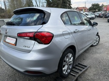 Fiat Tipo II Hatchback 1.6 MultiJet 120KM 2017 Fiat Tipo Swiatła Led. Kamera cof. Navigacja., zdjęcie 5