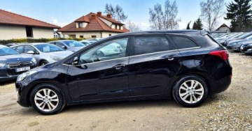 Hyundai i30 II Wagon 1.6 GDI 135KM 2013 Hyundai i30 BENZYNA nawigacja KAMERA super okazja 1.6 Benzyna 135KM, zdjęcie 21