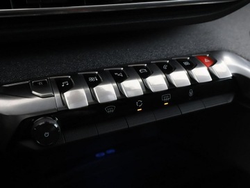 Peugeot 3008 II Crossover 1.2 PureTech 130KM 2019 Peugeot 3008 automat full LED panorama półskóra, zdjęcie 28