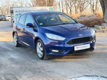 Ford Focus III Sedan Facelifting 1.0 EcoBoost 125KM 2015 Ford Focus Raty Klima usb benzynka 125KM Niski przebieg 127tys km Gwarancja