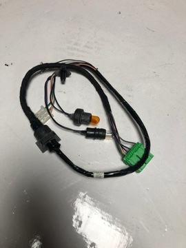 SVAZEK KABEL ZRCÁTKO PRAVÉ VOLVO C30 08R-