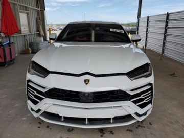 Lamborghini Urus 2021 Lamborghini Urus 2021, 4.0L, 4x4, po kradziezy 4.0 Benzyna 641KM, zdjęcie 2