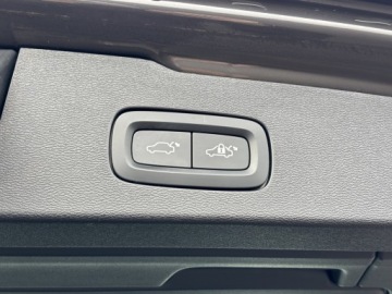 Volvo V60 II  Kombi Facelifting 2.0 B4 197KM 2023 Volvo V60 V60 B4 | Diesel | Plus Bright | | FV23%, zdjęcie 28