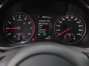 Kia Stonic I Crossover 1.0 T-GDI 120KM 2020 Kia Stonic 1.0 T-GDI, Salon Polska, Skóra, Klima, zdjęcie 10