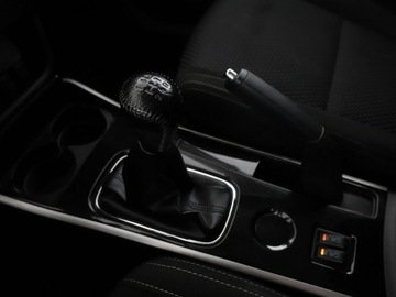 Mitsubishi Outlander III SUV Facelifting 2017 2.0 150KM 2017 Mitsubishi Outlander kamera grzane fotele, zdjęcie 25