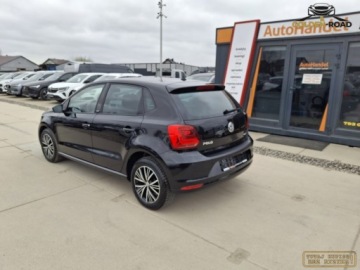 Volkswagen Polo V Hatchback 3d Facelifting 1.0 75KM 2016 Volkswagen Polo POLO ALLSTAR 1,0 grz.fotele klimatronik alu pdc oplacony, zdjęcie 7