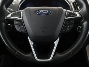 Ford S-Max II Van 1.5 EcoBoost 165KM 2019 Ford S-Max 7 os. navi klima auto grzane fotele, zdjęcie 20