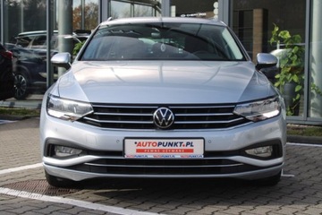 Volkswagen Passat B8 Variant Facelifting 2.0 TDI SCR 150KM 2022 Volkswagen Passat BUSINESS, zdjęcie 2