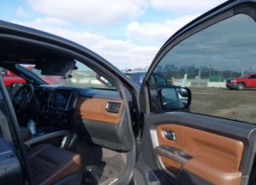 Nissan Titan 2021 Nissan Titan 2021, 5.6L, 4x4, PLATINUM RESERVE, od ubezpieczalni 5.6 400KM, zdjęcie 9