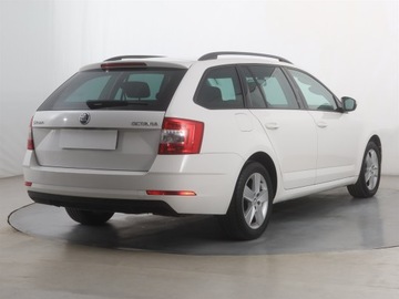 Skoda Octavia III Kombi Facelifting 1.6 TDI 115KM 2018 Skoda Octavia 1.6 TDI, Salon Polska, zdjęcie 4