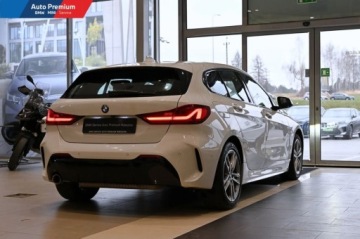 BMW Seria 1 F40 2023 BMW Seria 1 118iFV23Fotel SportowyReflektory LEDModel M Sport 1.5, zdjęcie 19