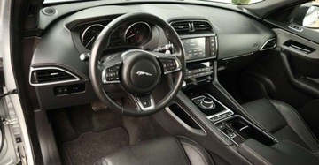 Jaguar F-Pace SUV 2.0 i4P 300KM 2017 Jaguar F-Pace (Nr.158) 30t R-sport Automat Pan..., zdjęcie 12