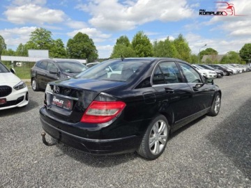 Mercedes Klasa C W204 2010 Mercedes-Benz Klasa C 2.2 CDI 136KM Automat Sedan Zarejestrowany 2.2 Diesel, zdjęcie 4
