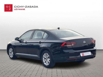 Volkswagen Passat B8 Limousine Facelifting 1.5 TSI EVO 150KM 2021 Volkswagen Passat 1.5 Benzyna 150KM, zdjęcie 2