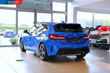 BMW Seria 1 F40 Hatchback M 2.0 M135i 306KM 2021 BMW Seria 1 M135i xDriveFV23Hamulec Sportowy MPakiet Aerodynamiczny MFotel, zdjęcie 18
