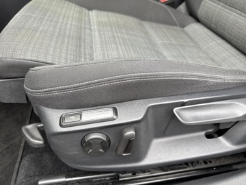 Volkswagen Passat B8 Variant Facelifting 2.0 TDI SCR 150KM 2021 Volkswagen Passat B8 2.0 TDI / 150 KM Bussines 6 b, zdjęcie 34