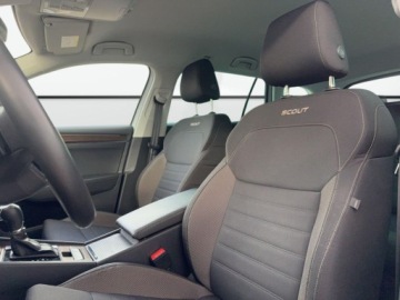 Skoda Superb III Scout 2.0 TDI SCR 200KM 2022 Skoda Superb 2.0 TDI 200KM DSG SCOUT 4X4 FV23 HAK Matrix 2.0 Diesel, zdjęcie 10