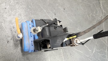 8D0839015A AUDI A3 8L FACELIFT 99-03R 5-D ZÁMEK DVEŘE LEVÝ ZADNÍ