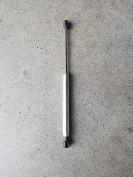 ГАЗОВАЯ ПРУЖИНА КРЫШКИ ДВИГАТЕЛЯ 4E0823359C