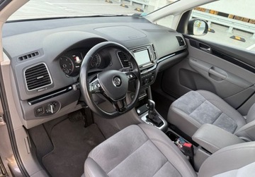 Volkswagen Sharan II Van Facelifting 2.0 TDI SCR 150KM 2020 Volkswagen Sharan salon PL FV VAT 23 Highline bezwypadkowy DSG gwara, zdjęcie 17