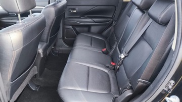 Mitsubishi Outlander III 2013 Mitsubishi Outlander 2.3 DID Intense+ 4WD 2013r, zdjęcie 9