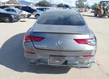 Mercedes CLA C118/X118 Coupe 2.0 250 224KM 2022 Mercedes-Benz CLA 2022r., Cla 250 Coupe, 2L, od ubezpieczalni 2.0 Benzyna, zdjęcie 8