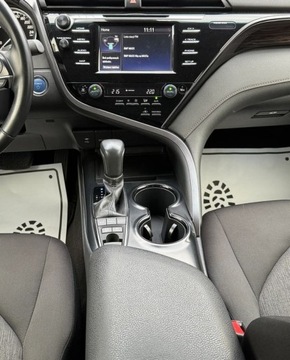 Toyota Camry IX Sedan 2.5 Hybrid Dynamic Force 218KM 2020 Toyota Camry Salon Polska, Serwis ASO, Gwarancja 2.5 Hybryda 218KM, zdjęcie 7