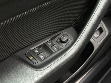 Volkswagen Arteon Shooting Brake R 2.0 TSI 320KM 2022 Volkswagen Arteon 2.0TSI 320KM 4X4 R DSG l DCC, Pa, zdjęcie 15