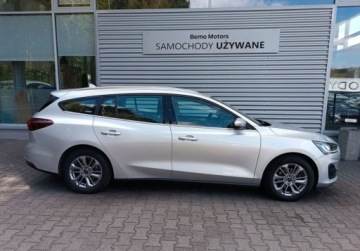 Ford Focus IV Kombi Facelifting 1.0 EcoBoost 125KM 2022 Ford Focus 125KM EcoBoost Titanium SalonPL SerwisASO FV23 Gwarancja 125KM, zdjęcie 6