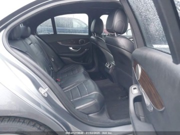 Mercedes Klasa C W205 2018 Mercedes-Benz Klasa C 300 2018 2.0l 2.0 Benzyna 241KM, zdjęcie 12