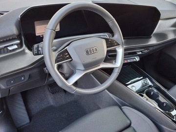 Audi Q3 II SUV 1.5 35 TFSI 150KM 2025 AUDI Q3 TFSI S line Sportback Suv 1.5 (150 KM) 2025, zdjęcie 4