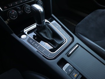 Volkswagen Arteon Fastback 2.0 TDI 190KM 2017 VW Arteon 2.0 TDI, Salon Polska, 187 KM, Automat, zdjęcie 12