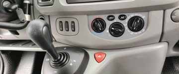Opel Vivaro A 2009 Opel Vivaro 2.0 CDTi 115kM INWALIDA winda Klima na Tyl AUTOMAT 2.0 Diesel, zdjęcie 6