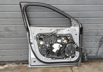 DVEŘE PŘEDNÍ LEVÉ LEVÝ JEEP COMMANDER II 21R- KOMPLETNÍ
