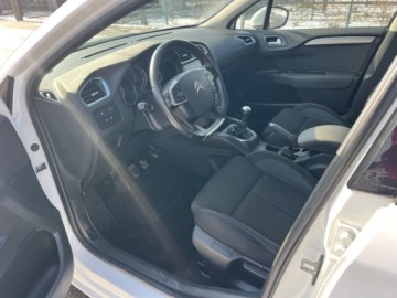 Citroen C4 II Hatchback 5d Facelifting 1.6 BlueHDi 100KM 2016 Citroen C4 Nawigacja GPS Lampy LED Klimatronik Tempomat Serwisowany Gwaran, zdjęcie 5