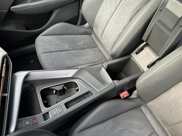 Cupra Terramar SUV 1.5 eTSI 150KM 2025 Cupra Terramar 1.5 eTSI 150KM Pakiet Edge Pakiet D, zdjęcie 29