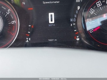 Dodge Challenger III 2023 Dodge Challenger 2023 Dodge Challenger SXT RWD 3.6 Benzyna 303KM, zdjęcie 13